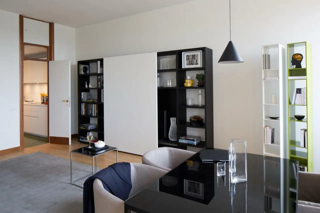 Domux Home Torre Velasca Milan Aparthotel