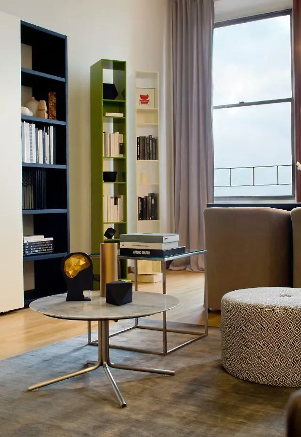 Aparthotel Domux Home Torre Velasca Milan